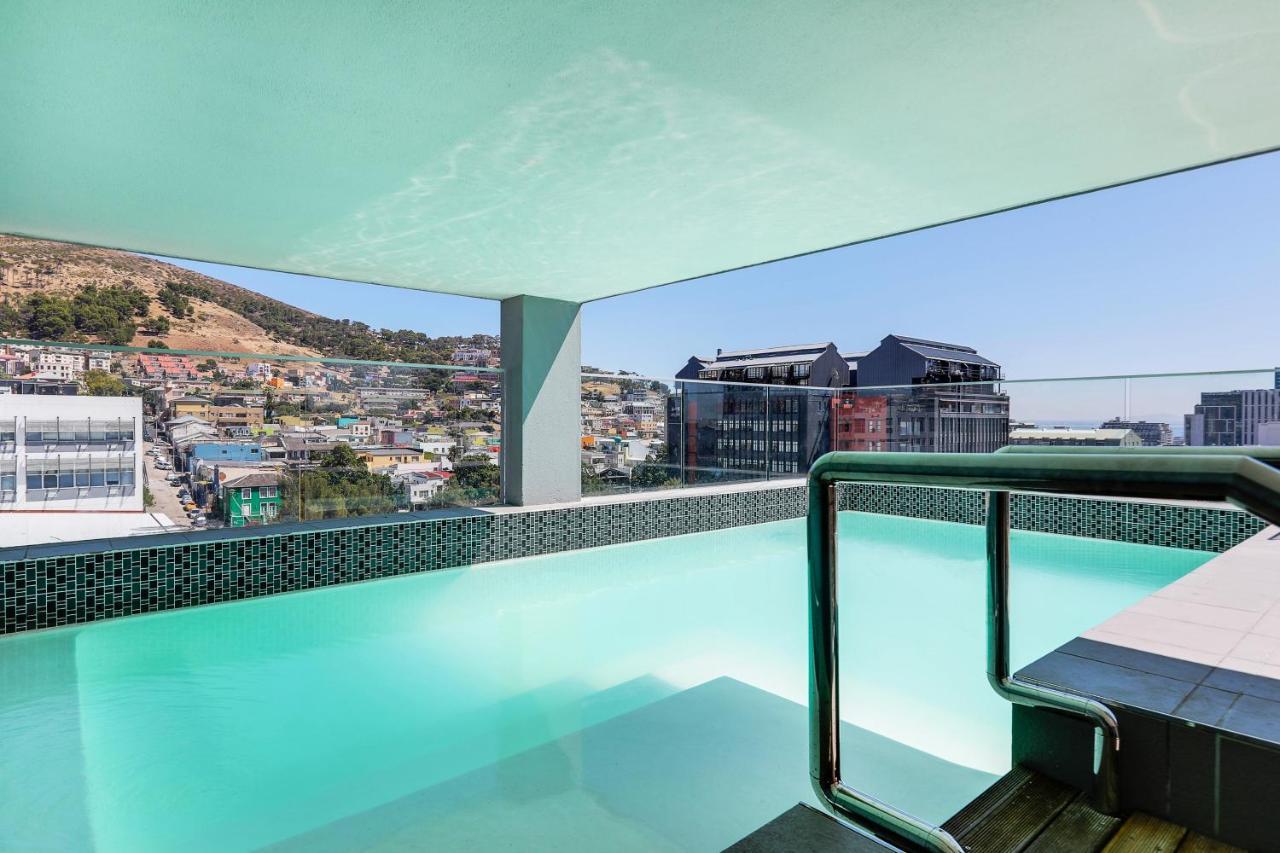Backup-Powered Urban Sanctuary Near Table Mountain Appartement Kaapstad Buitenkant foto